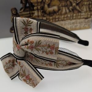 Floral Embroidered Bow Headband - Black and Cream